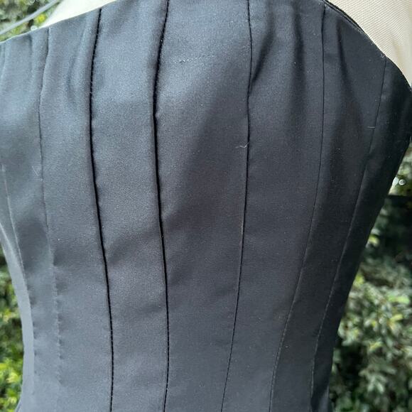 BCBGMaxazria Black White Striped Formal Fit Flare Dress Women’s 0 - Picture 5 of 10